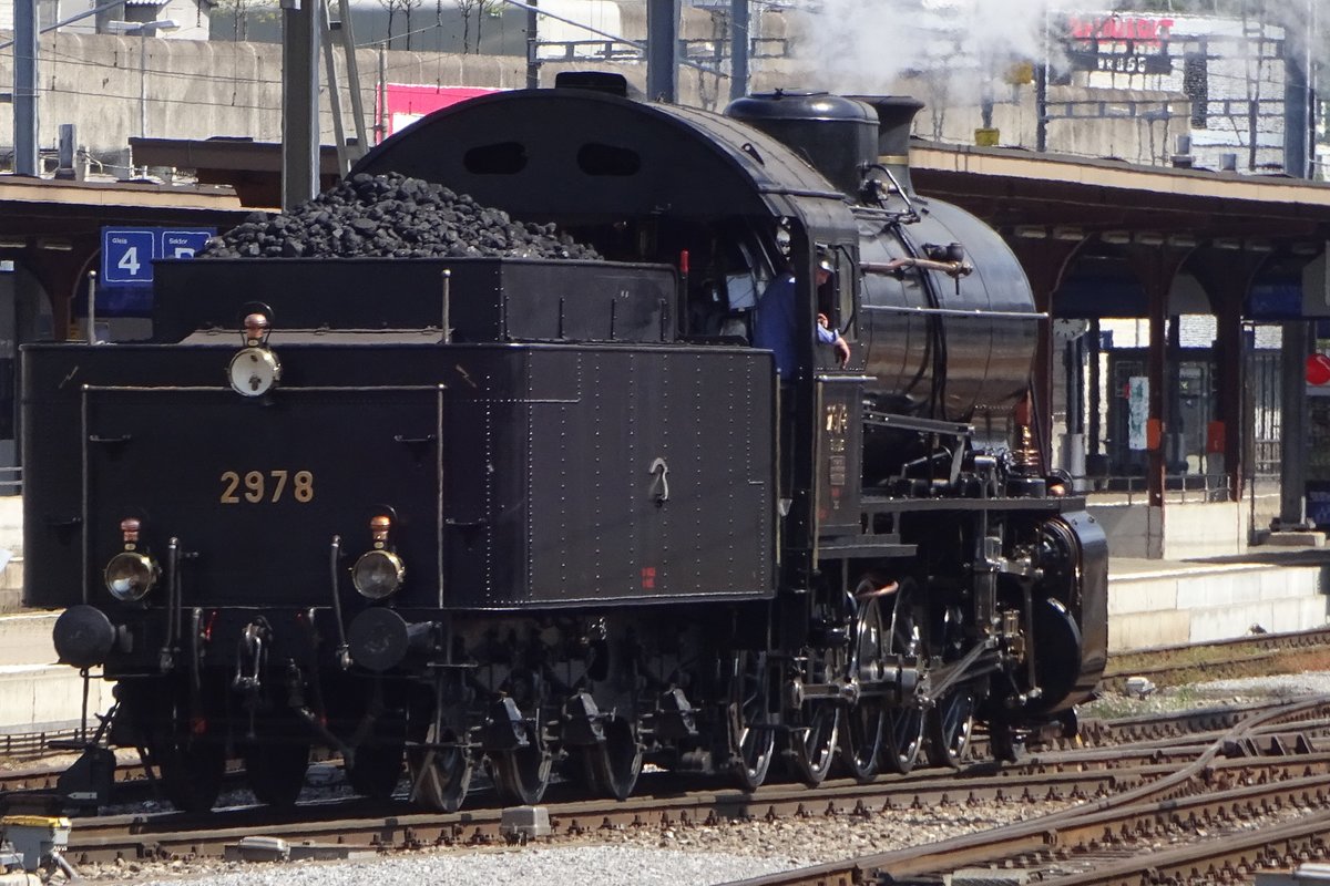 SBB Elefanten 2978 lauft am 26 Mai 2019 um in Brugg AG. Die SBB Reihe 5/6 waren die starkste  Dampfloks in die Schweiz. Deswegen wurden sie auch Elefanten genannt. 