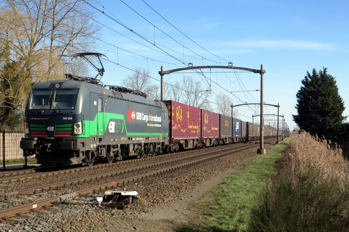 SBBCI 193 256 durchfahrt samt deren GTS-KLV Hulten am 21 Februar 2021.