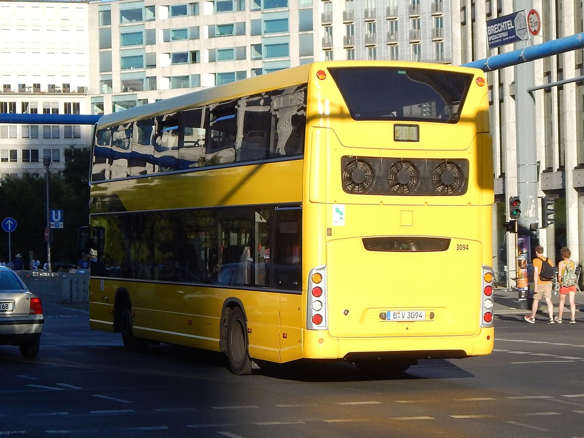 Scania Citywide LF DD der BVG in Berlin. 