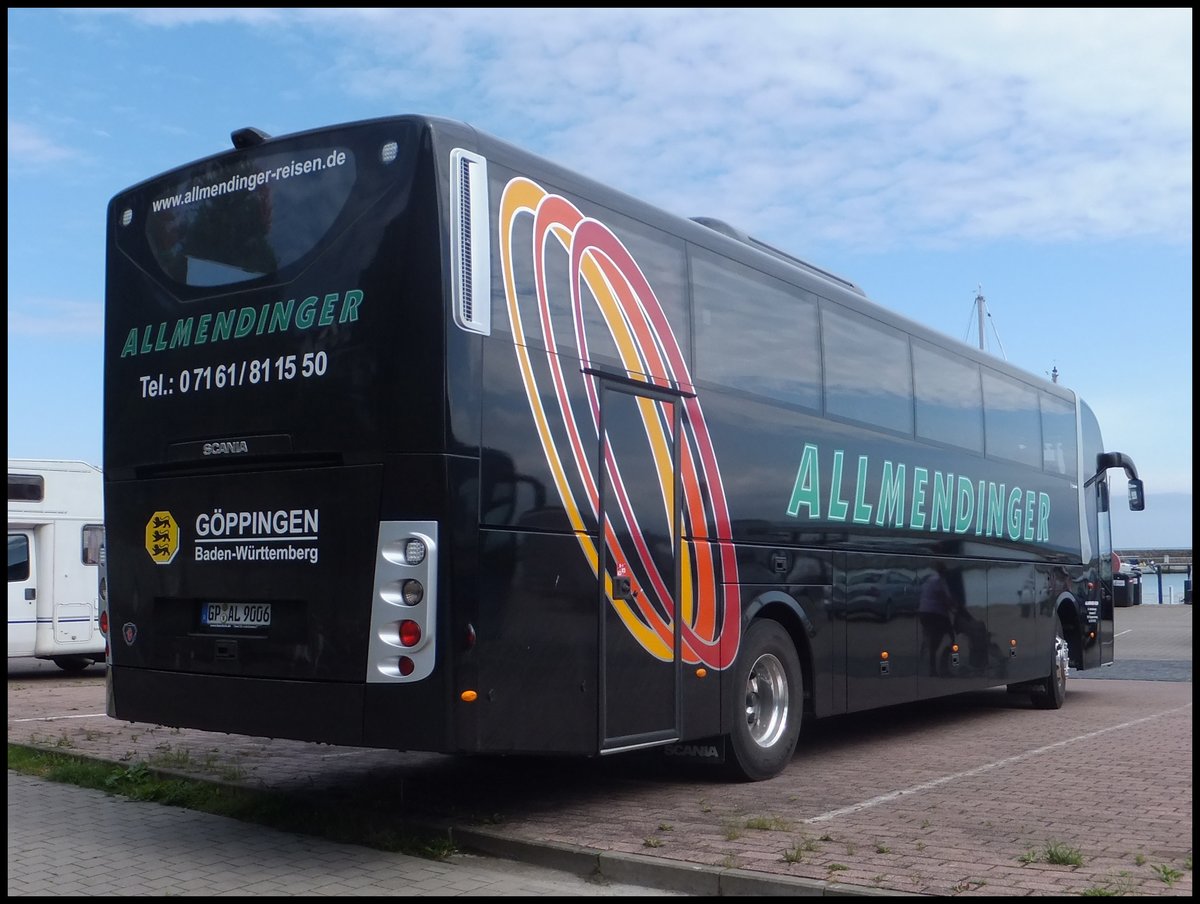 Scania OmniExpress von Allmendinger aus Deutschland im Stadthafen Sassnitz.