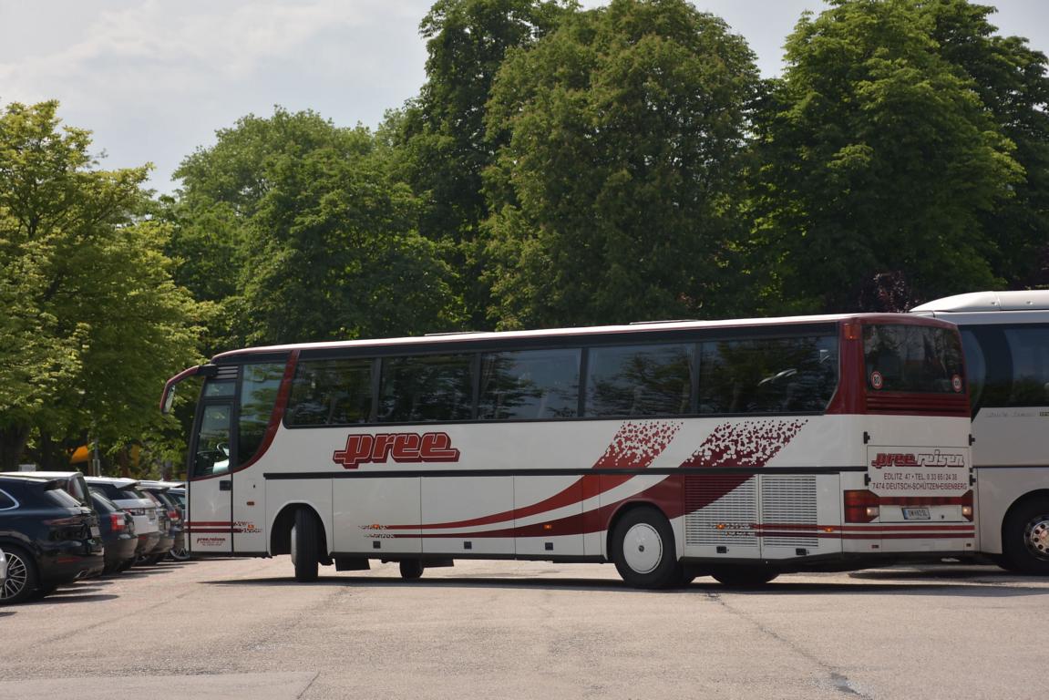 Setra 300er-Serie von PREE Reisen aus �sterreich 2018 in Krems gesehen.