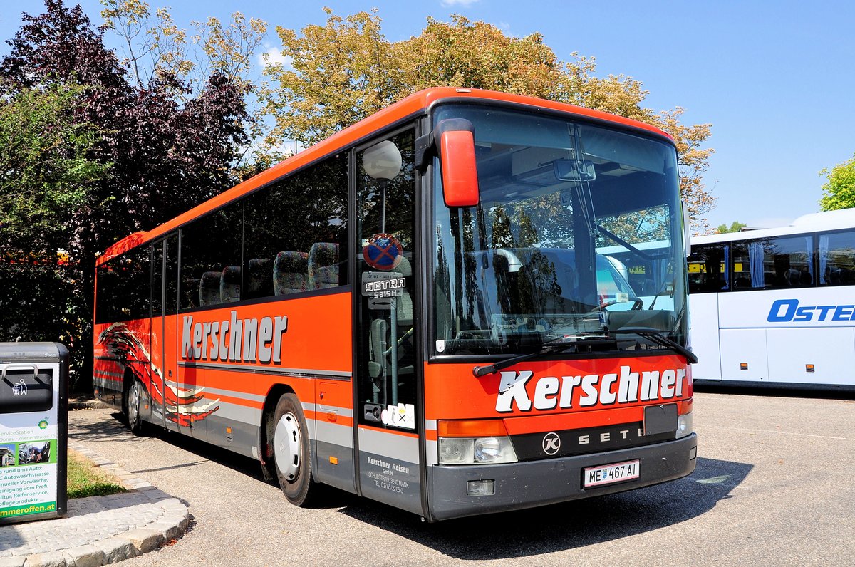 Setra 315 H von Kerschner Reisen aus �sterreich in Krems gesehen.