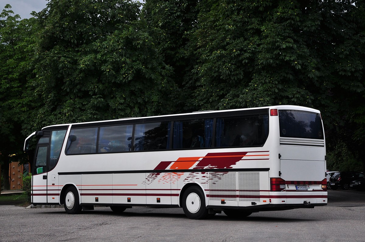 Setra 315 HD aus Ungarn am 31.Juli 2014 in Krems gesehen.