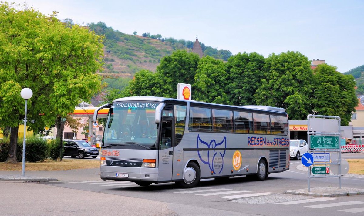 Setra 315 HD von Josef CHALUPAR Reisen aus �sterreich 06/2017 in Krems.