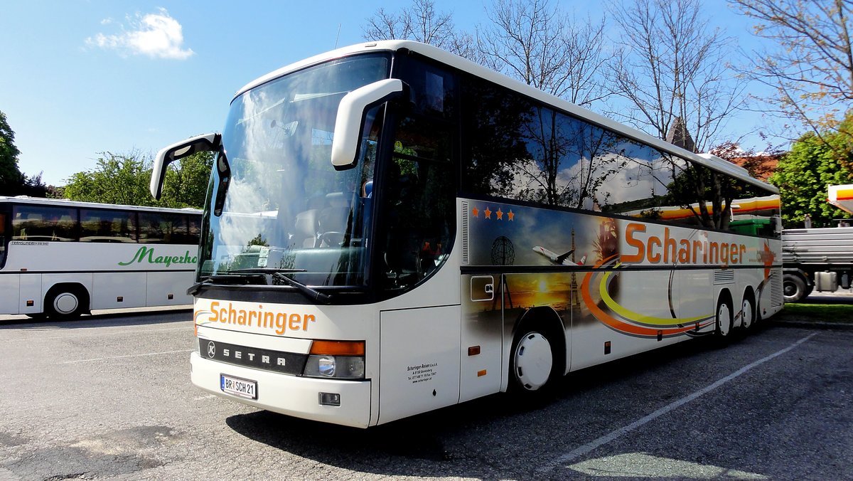 Setra 317 GT- HD von Scharinger Reisen aus �sterreich in Krems.