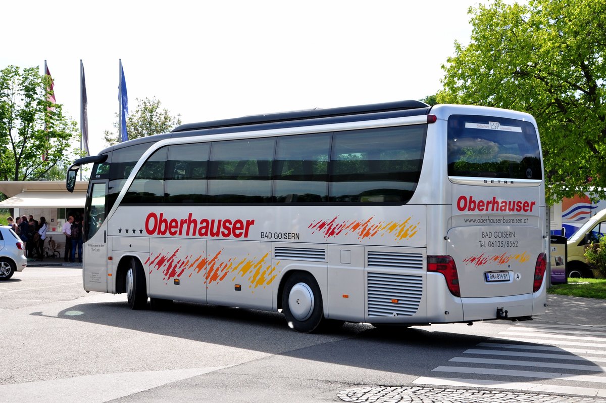 Setra 411 HD von Oberhauser Reisen aus �sterreich in Krems gesehen.