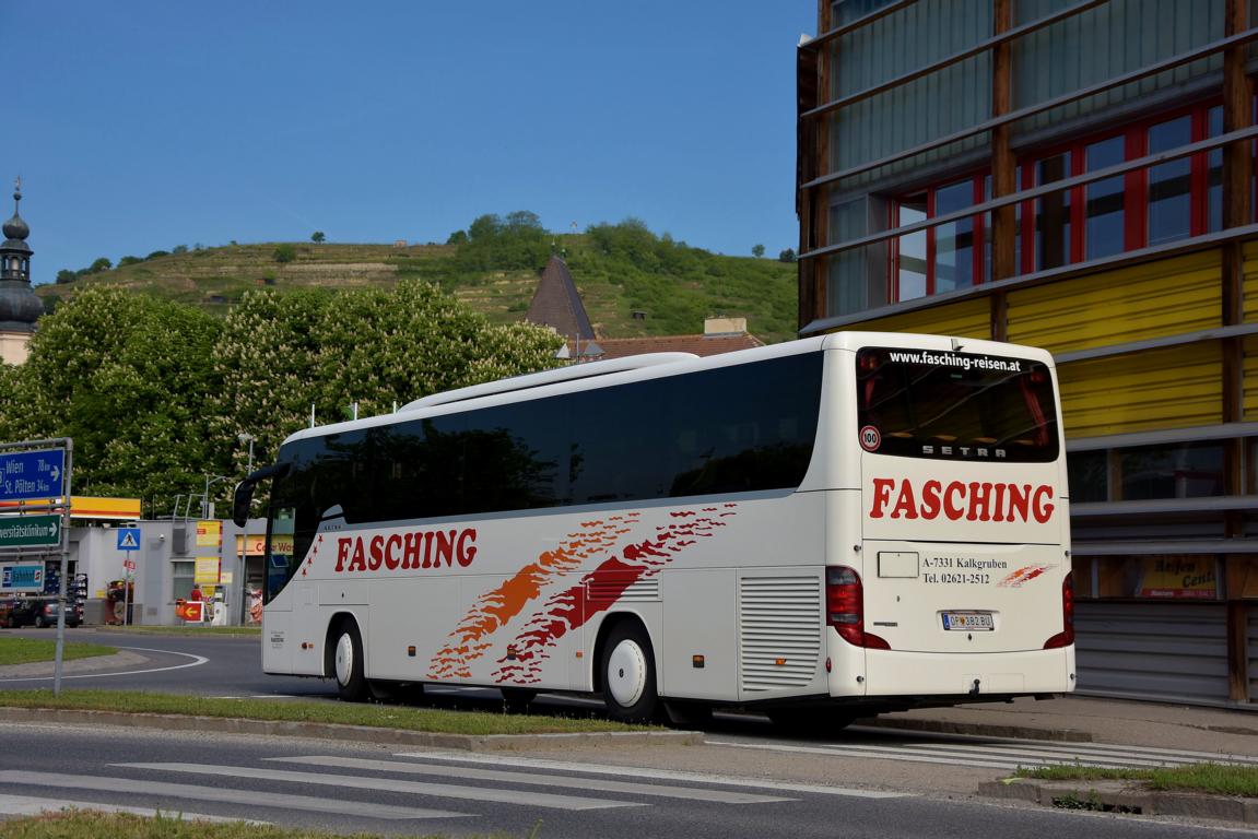 Setra 415 GT-HD von Fasching Reisen aus �sterreich in Krems.