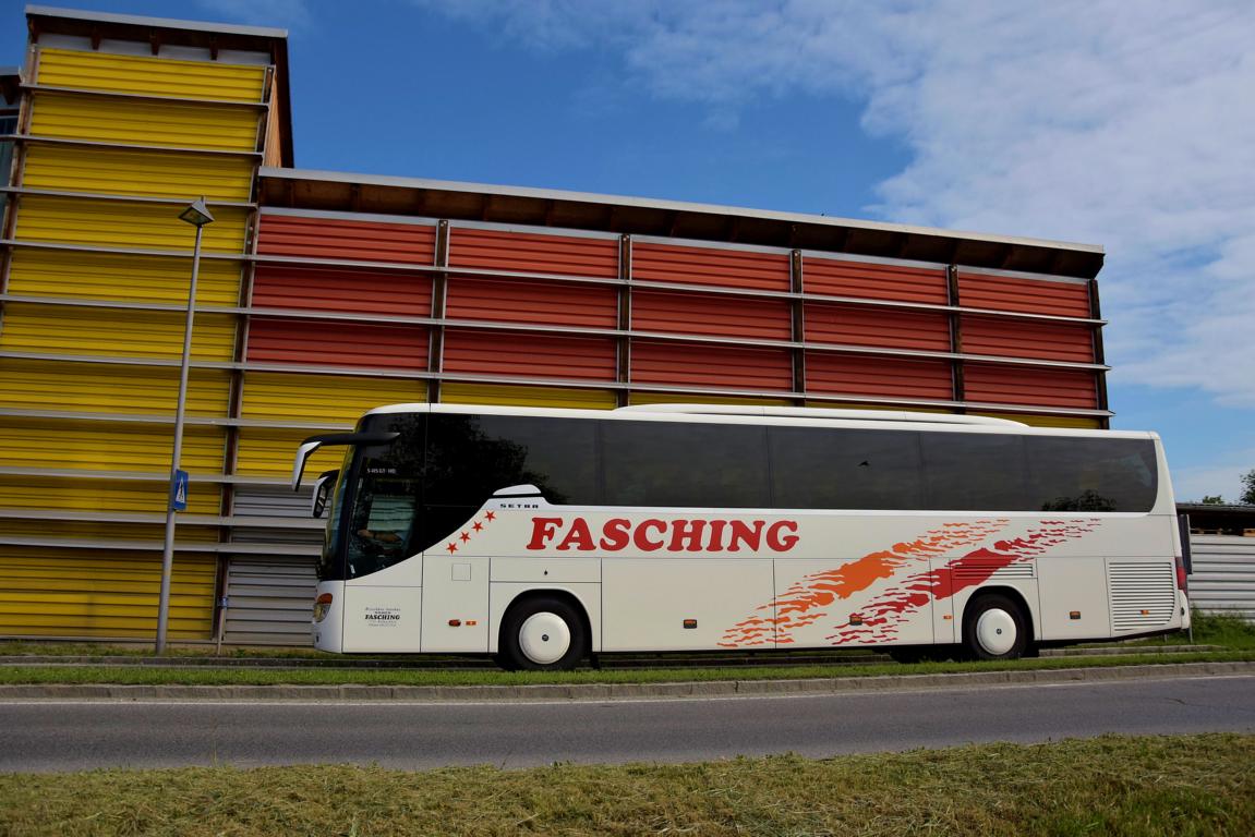 Setra 415 GT-HD von Fasching Reisen aus �sterreich in Krems.