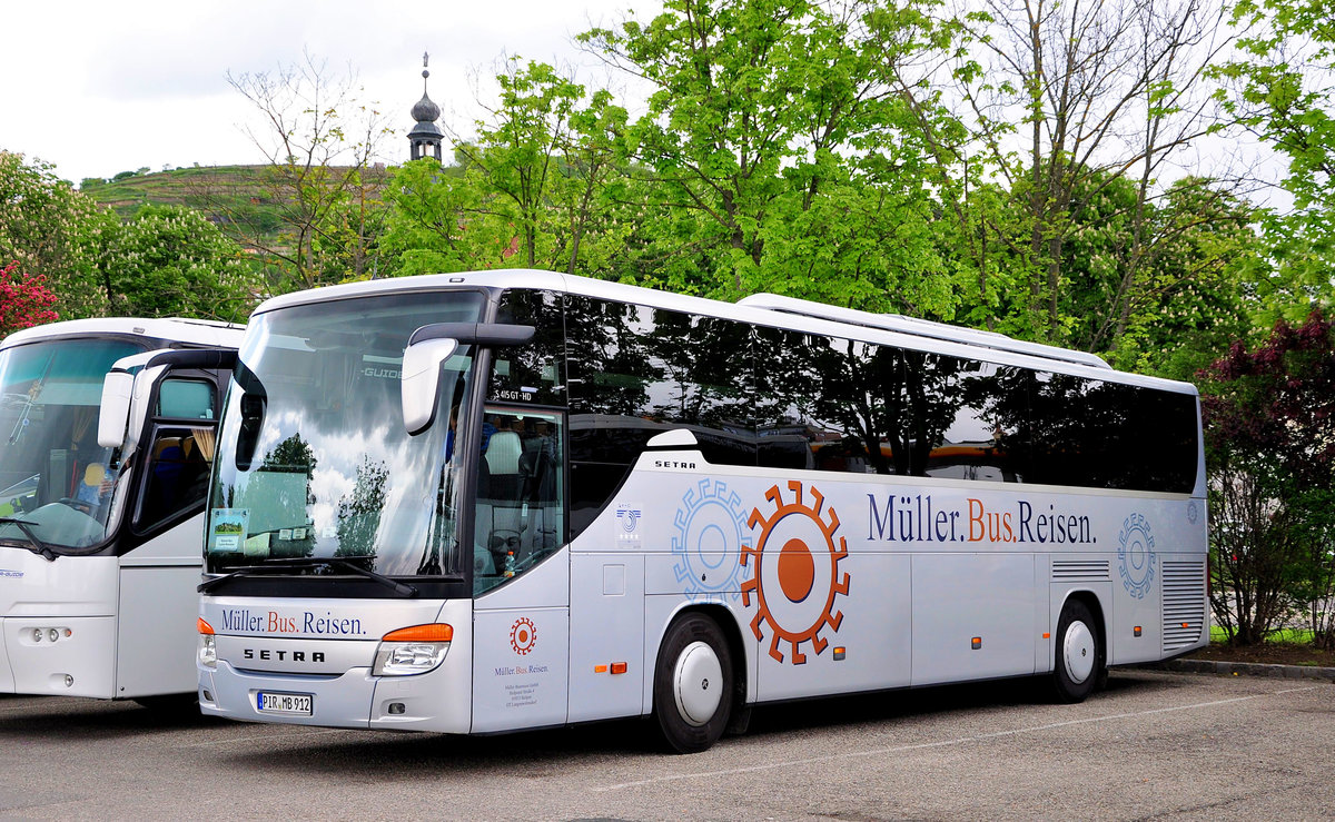 Setra 415 GT-HD von M�ller Bus Reisen aus der BRD in Krems.