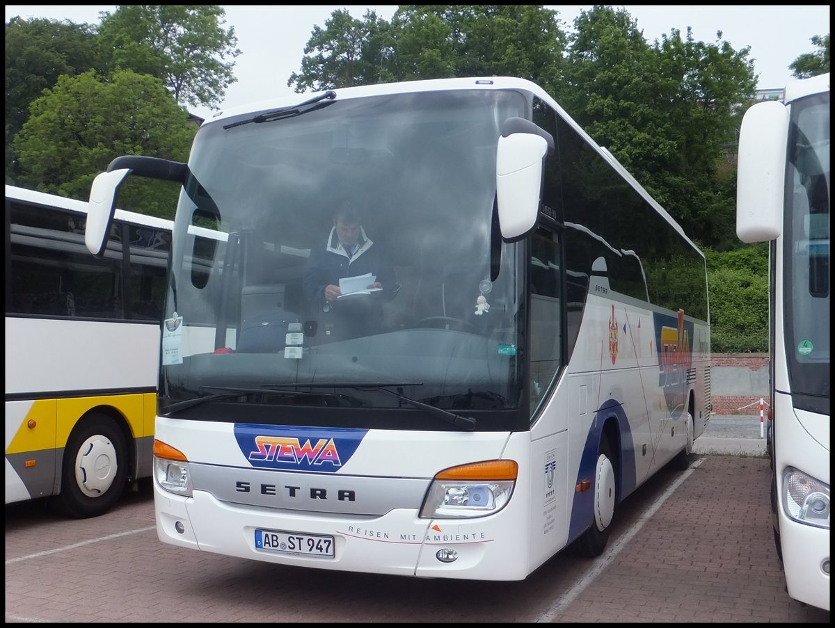 Setra 415 GT-HD von Stewa aus Deutschland im Stadthafen Sassnitz.