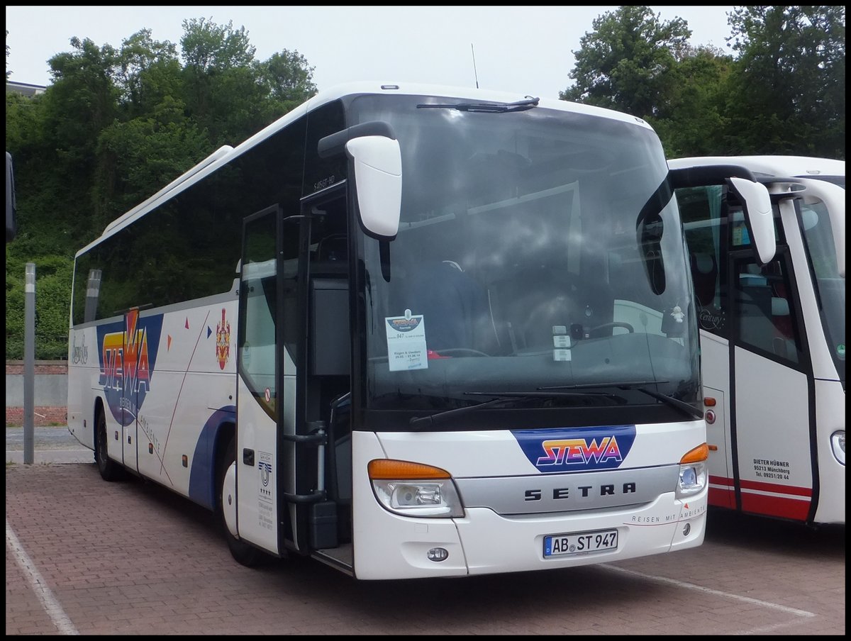 Setra 415 GT-HD von Stewa aus Deutschland im Stadthafen Sassnitz.