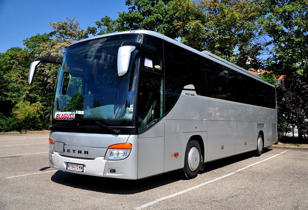 Setra 415 GT-HD unterwegs f�r BLAGUSS/Wien am 23.6.2013 in Krems gesehen.