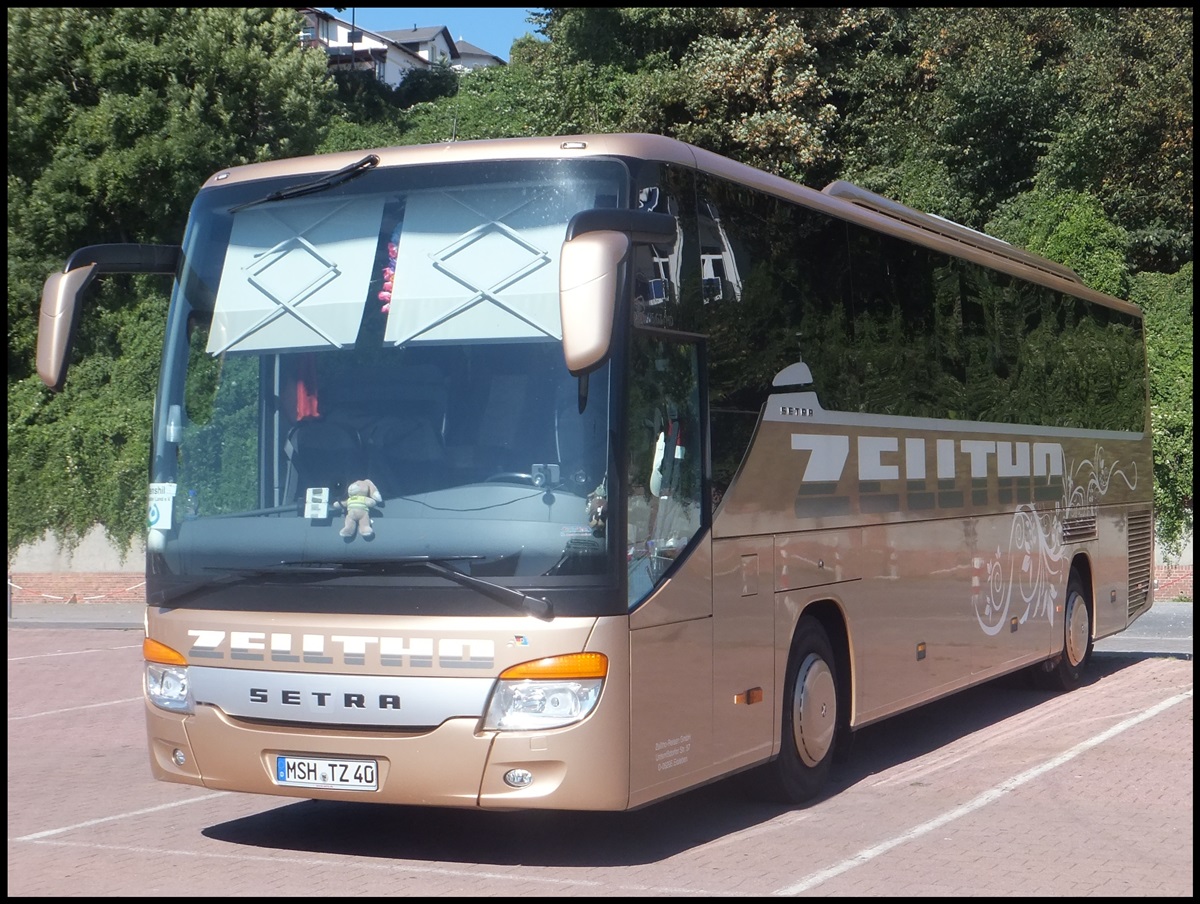 Setra 415 GT-HD von Zelltho aus Deutschland im Stadthafen Sassnitz.