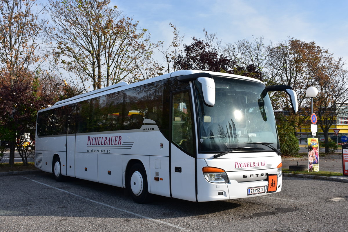 Setra 415 GT von Pichelbauer Reisen aus �sterreich in Krems.