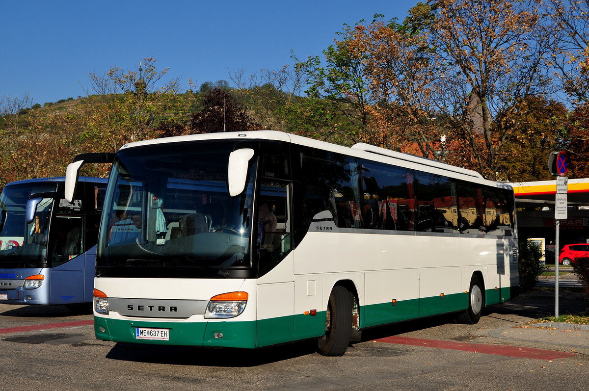 Setra 415 GT von Zw�lfer Reisen aus Nieder�sterreich in Krems gesehen.