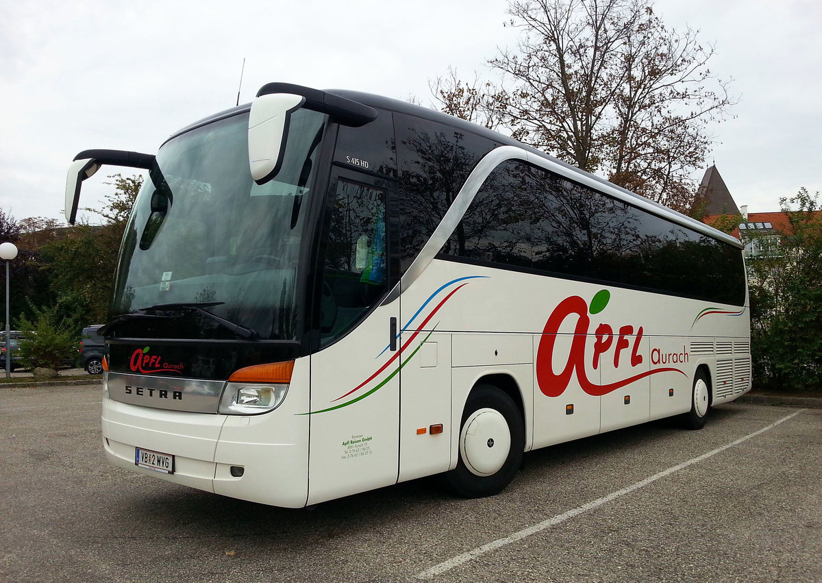 Setra 415 HD von Apfl Reisen aus �sterreich in Krems.