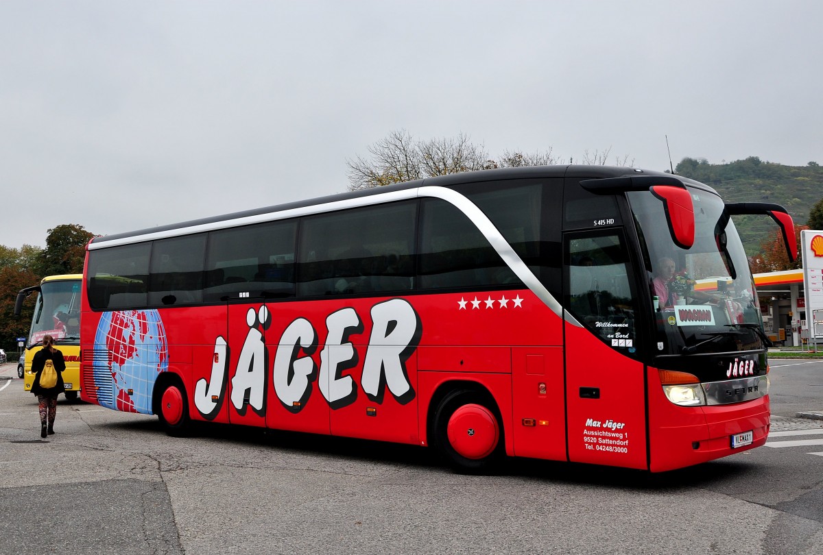 Setra 415 HD von J�ger Reisen aus �sterreich am 11.10.2014 in Krems.