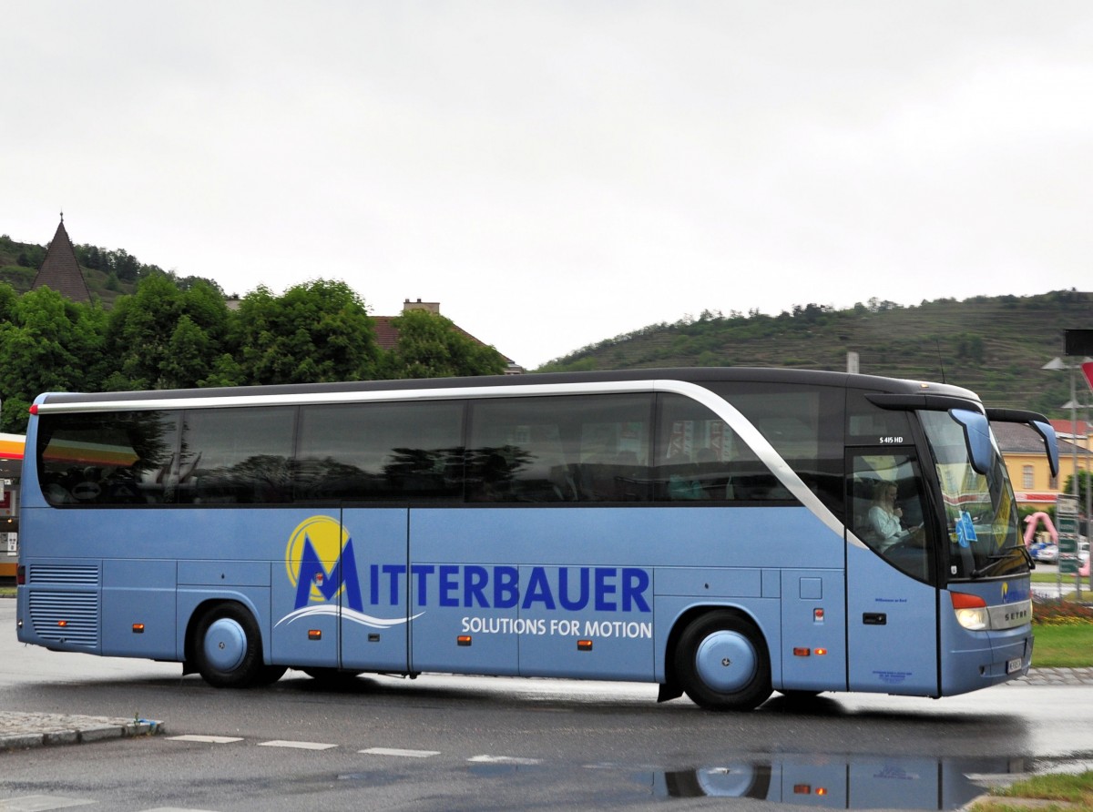 Setra 415 HD von Mitterbauer Reisen aus �sterreich am 17.Mai 2014 in Krems unterwegs.