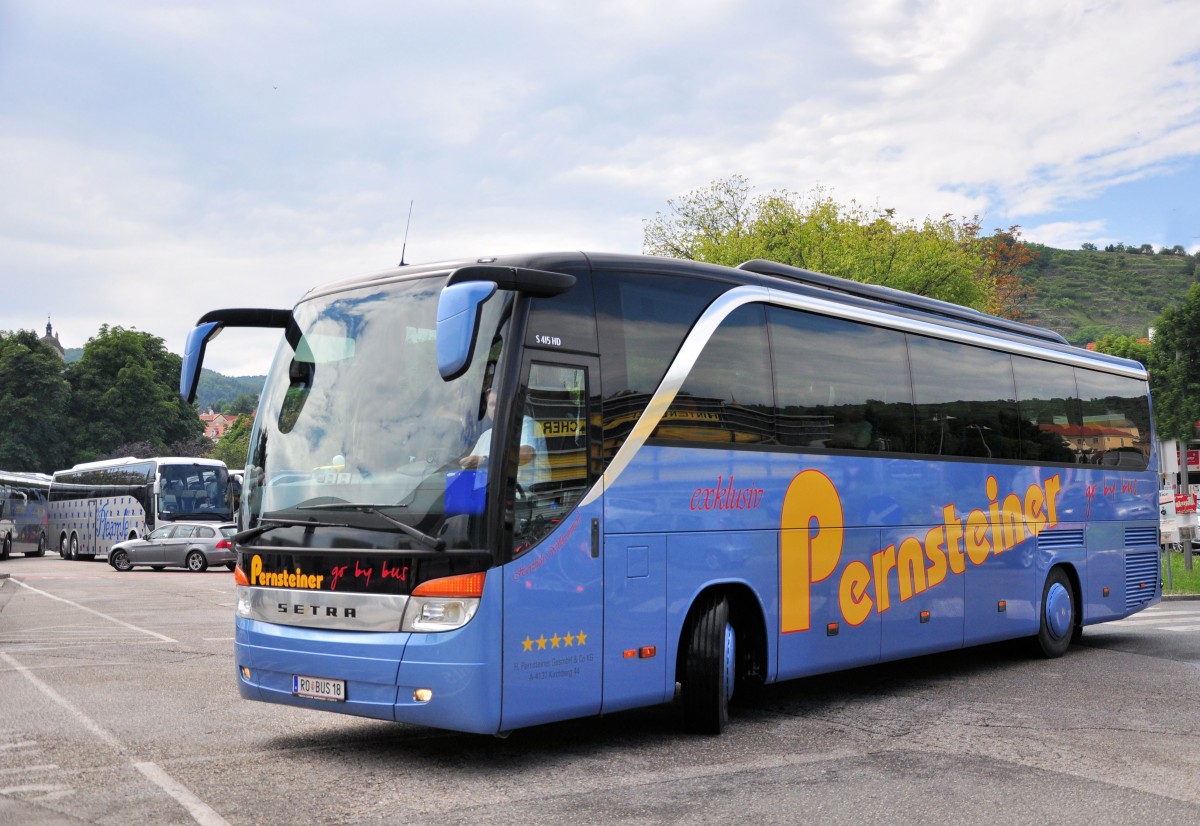 Setra 415 HD von Pernsteiner Reisen aus �sterreich am 12.Juli 2014 in Krems.