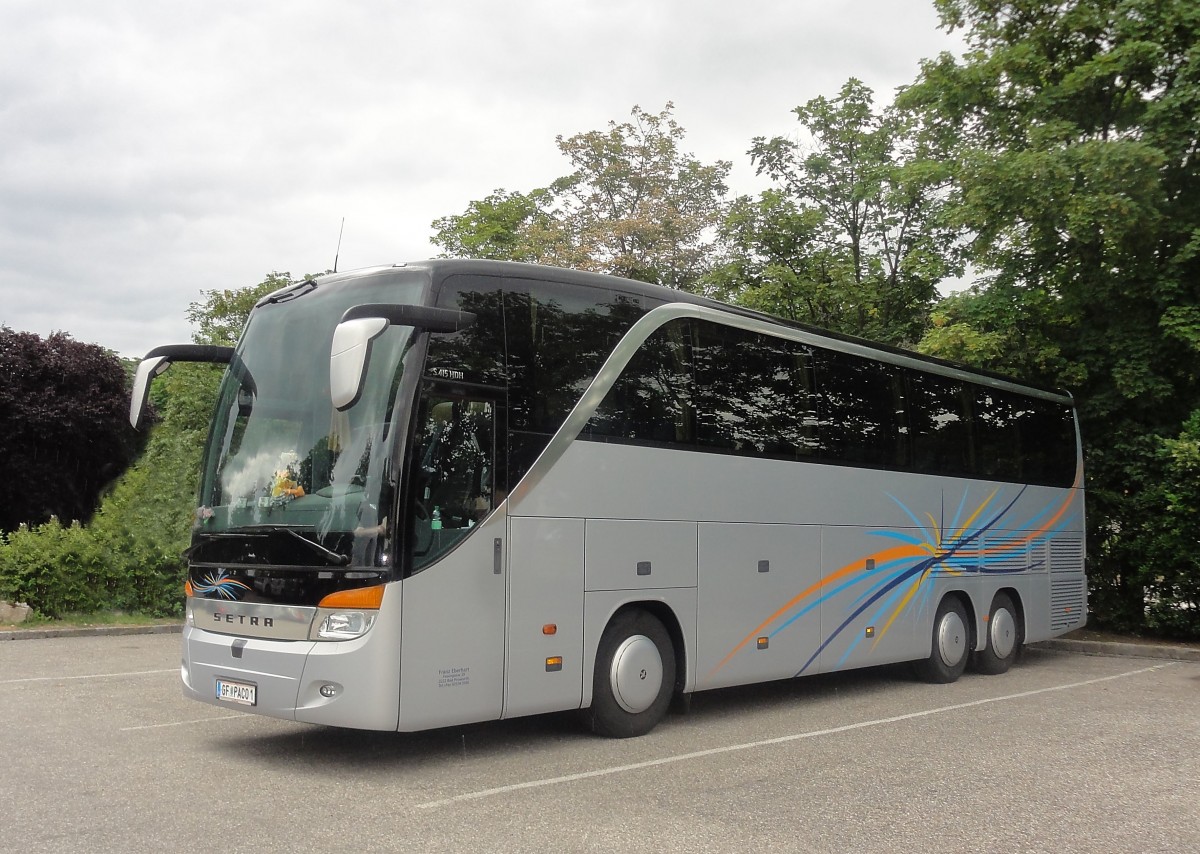 SETRA 415 HDH von Franz EBERHART Busreisen aus Nieder�sterreich am 26.6.2013 in Krems an der Donau.