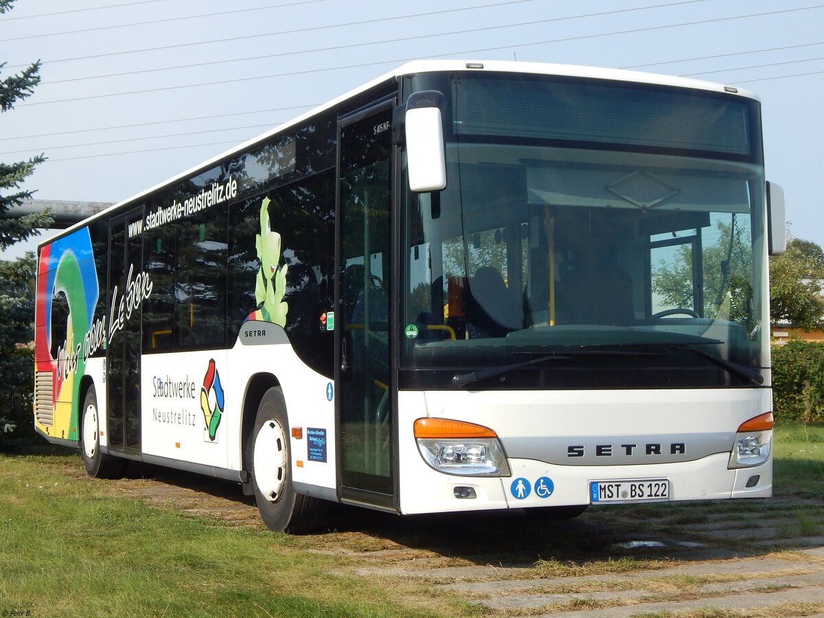 Setra 415 NF von Becker-Strelitz Reisen aus Deutschland in Neubrandenburg.