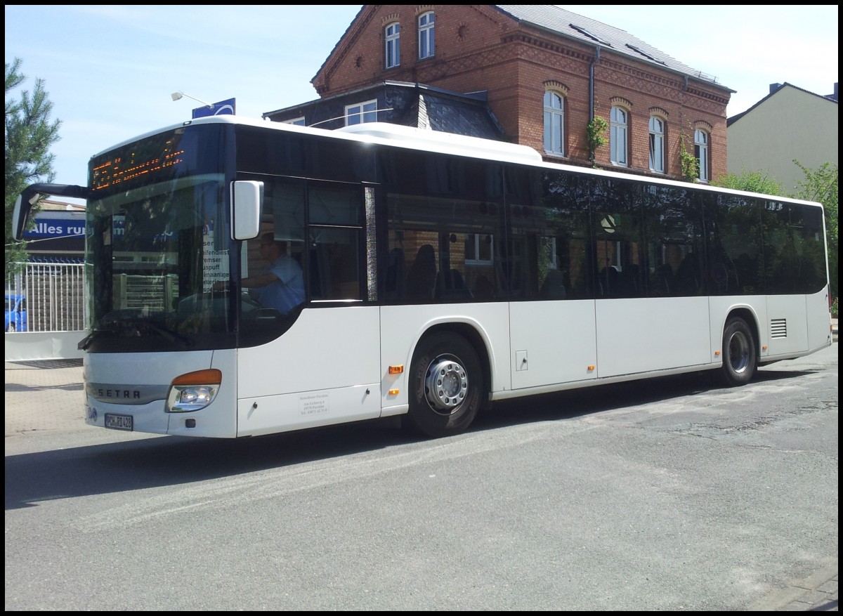 Setra 415 NF vom Reisedienst Parchim aus Deutschland in Meyenburg.