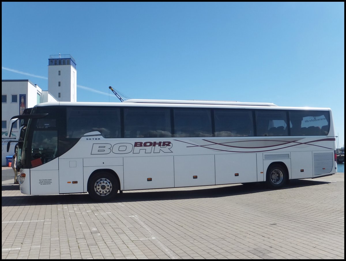 Setra 416 GT-HD von Bohr aus Deutschland im Stadthafen Sassnitz.