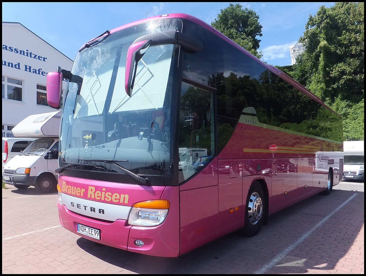 Setra 416 GT-HD von Brauer Reisen aus Deutschland im Stadthafen Sassnitz.