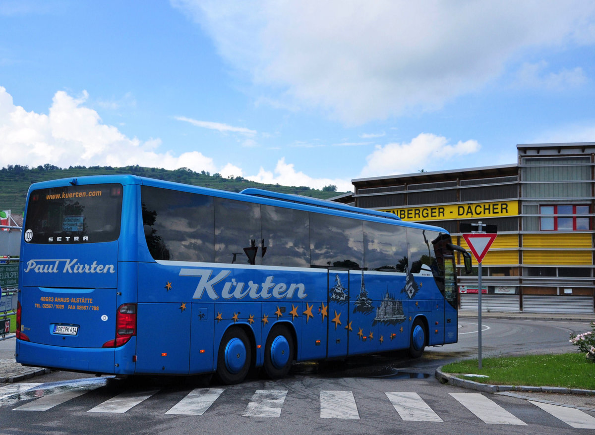 Setra 416 GT-HD von Paul K�RTEN Reisen aus der BRD in Krems gesehen.