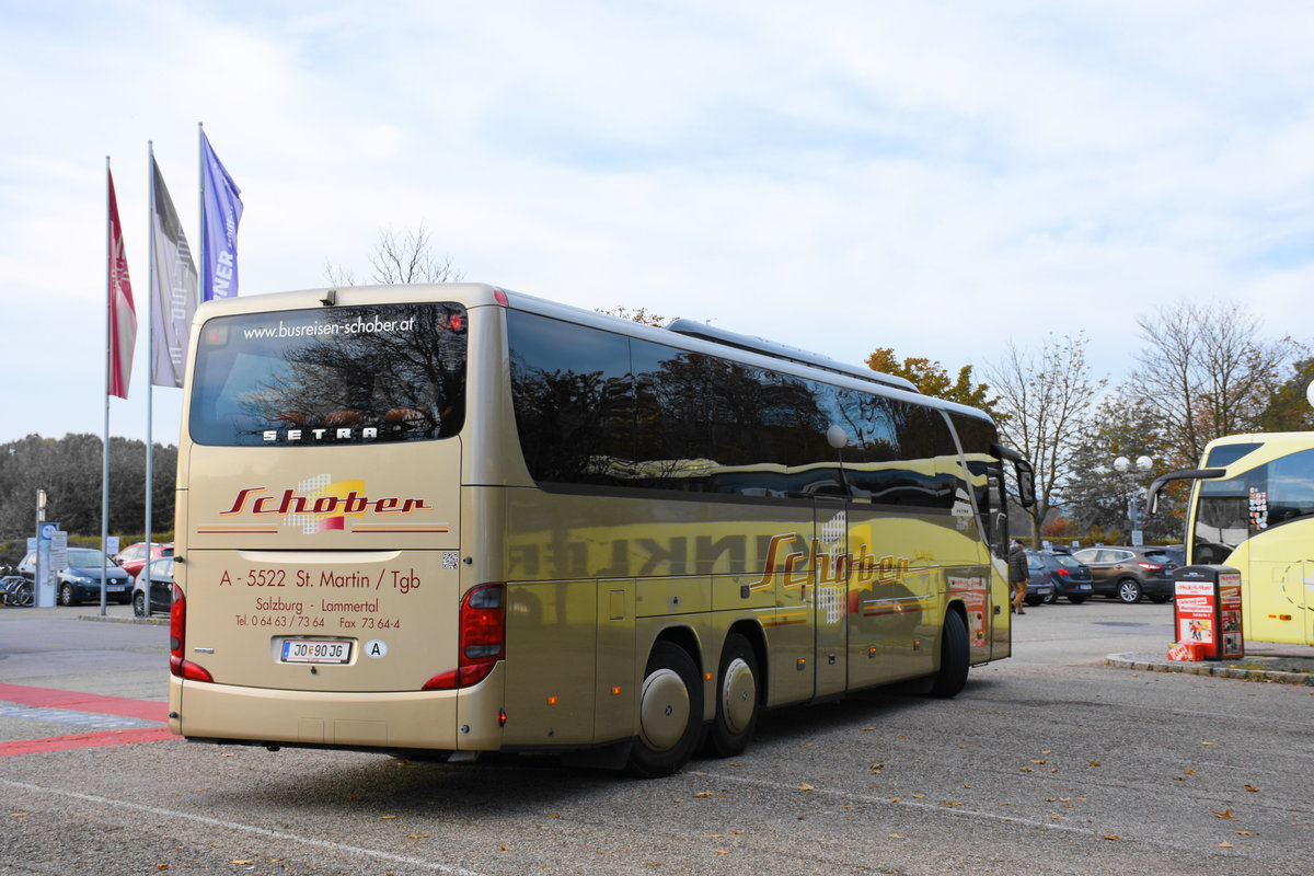 Setra 416 GT-HD vom  Reiseb�ro SCHOBER aus �sterreich in Krems.