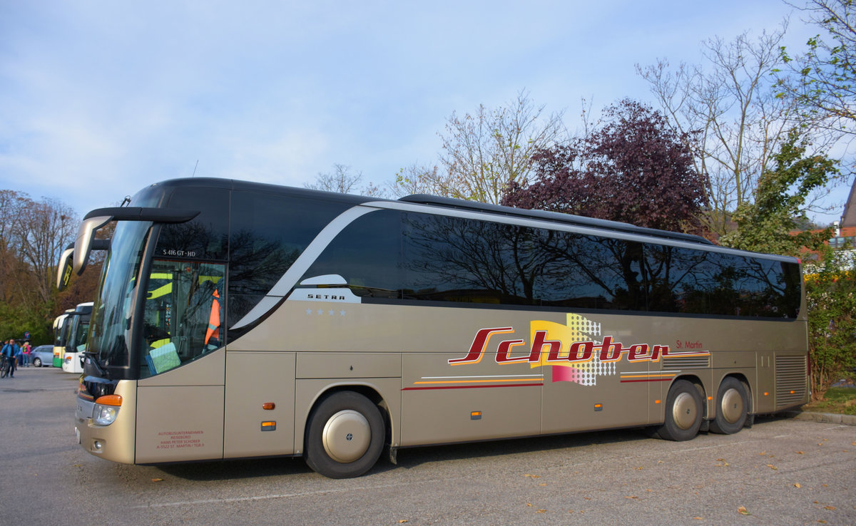 Setra 416 GT-HD vom  Reiseb�ro SCHOBER aus �sterreich in Krems.