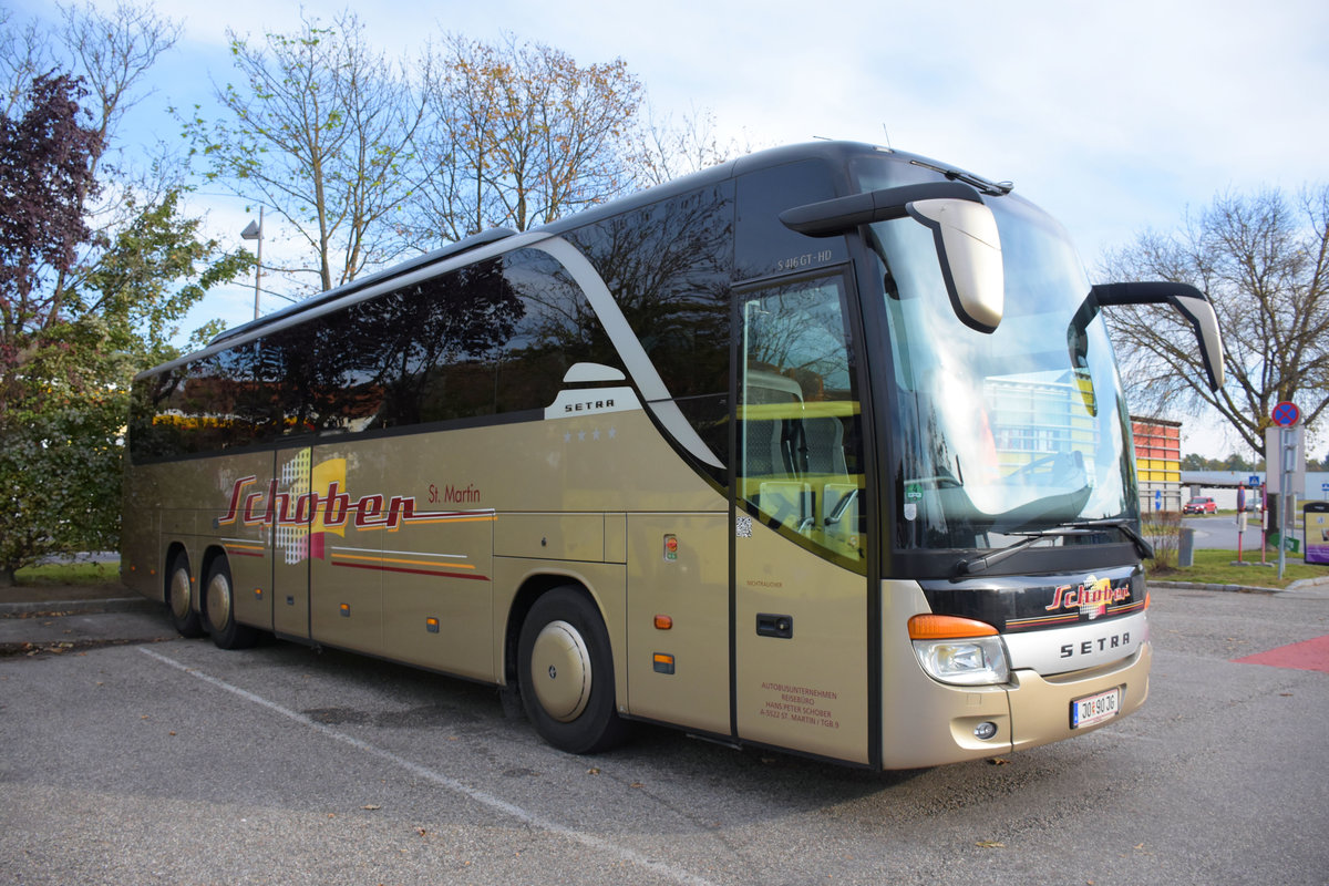 Setra 416 GT-HD vom  Reiseb�ro SCHOBER aus �sterreich in Krems.
