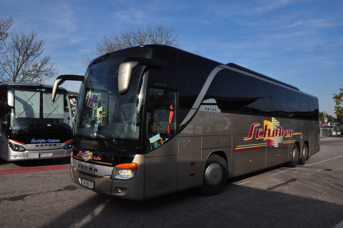 Setra 416 GT-HD von Schober Reisen aus sterreich in Krems gesehen.