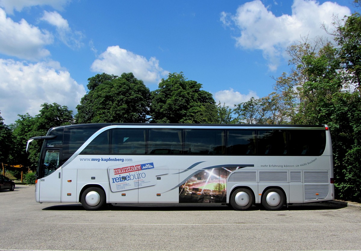 Setra 416 HDH von MVG Kapfenberg/�sterreich,im Juni 2015 in Krems gesehen.