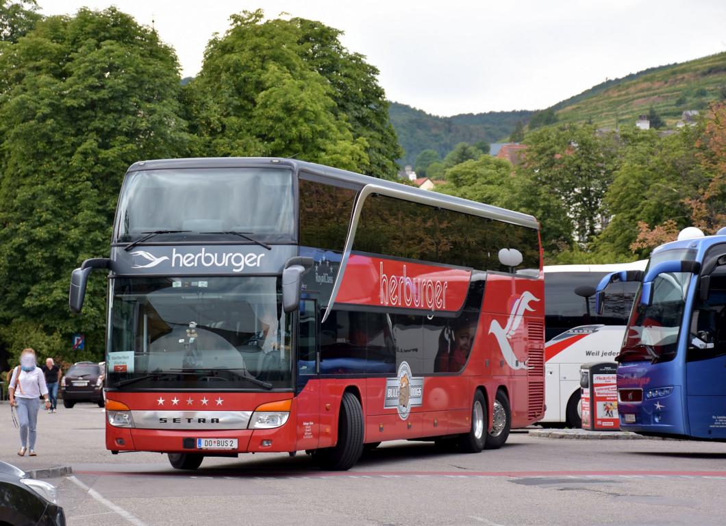 Setra 431 DT von Herburger Reisen aus �sterreich 2017 in Krems.