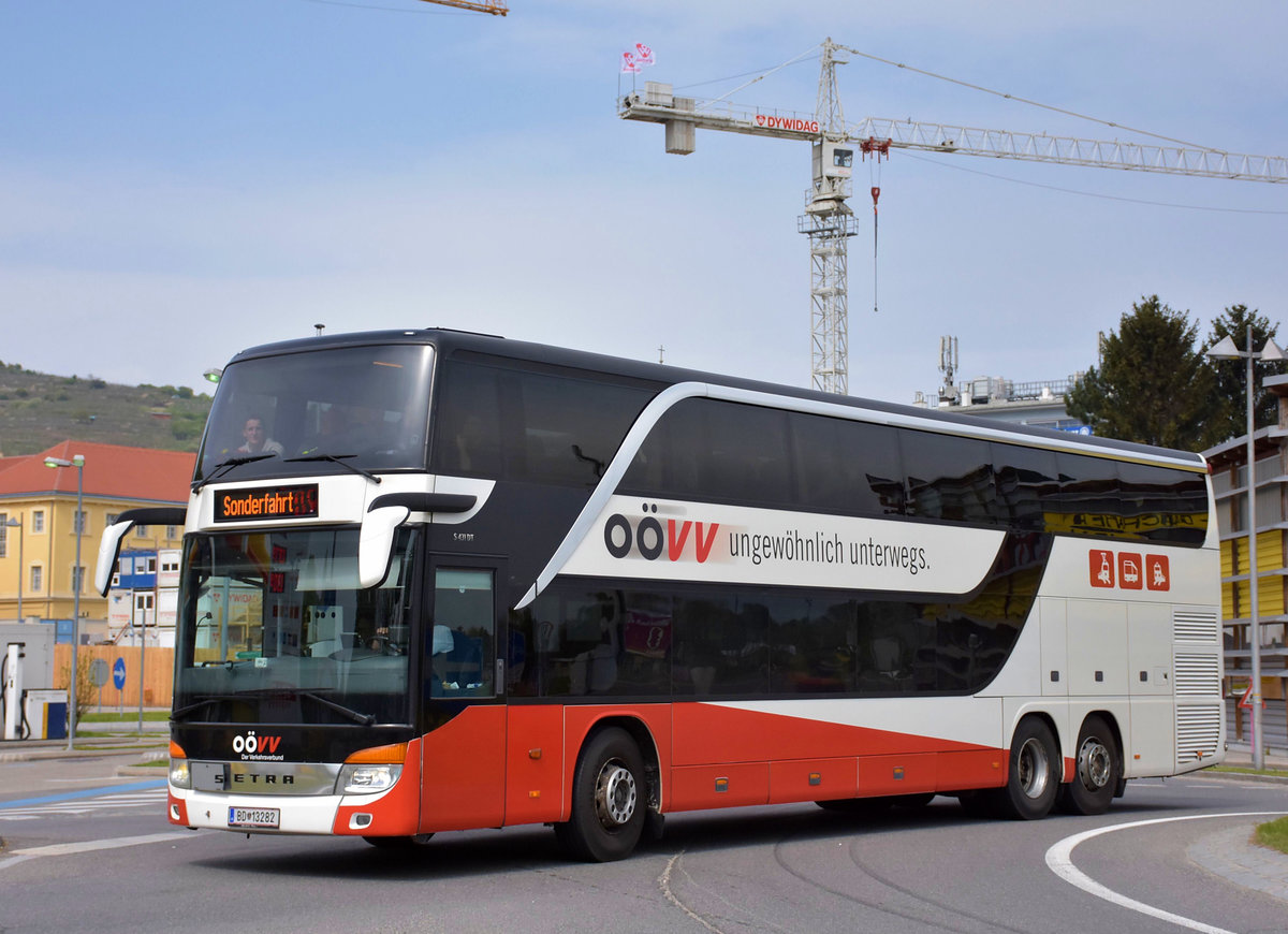 Setra 431 DT vom OVV (Obersterreichischer Verkehrsverbund)in Krems.