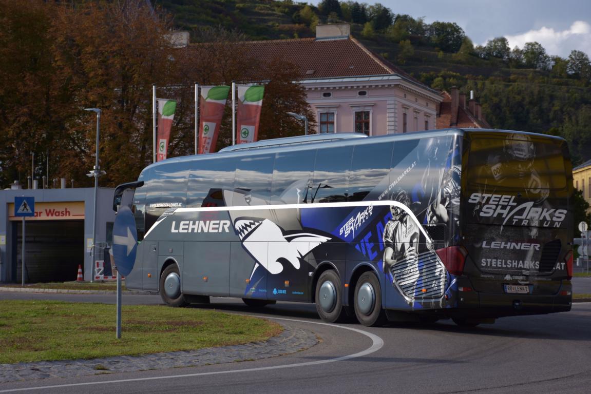 Setra 500er-Serie von Lehner Reisen aus �sterreich 10/2017 in Krems.