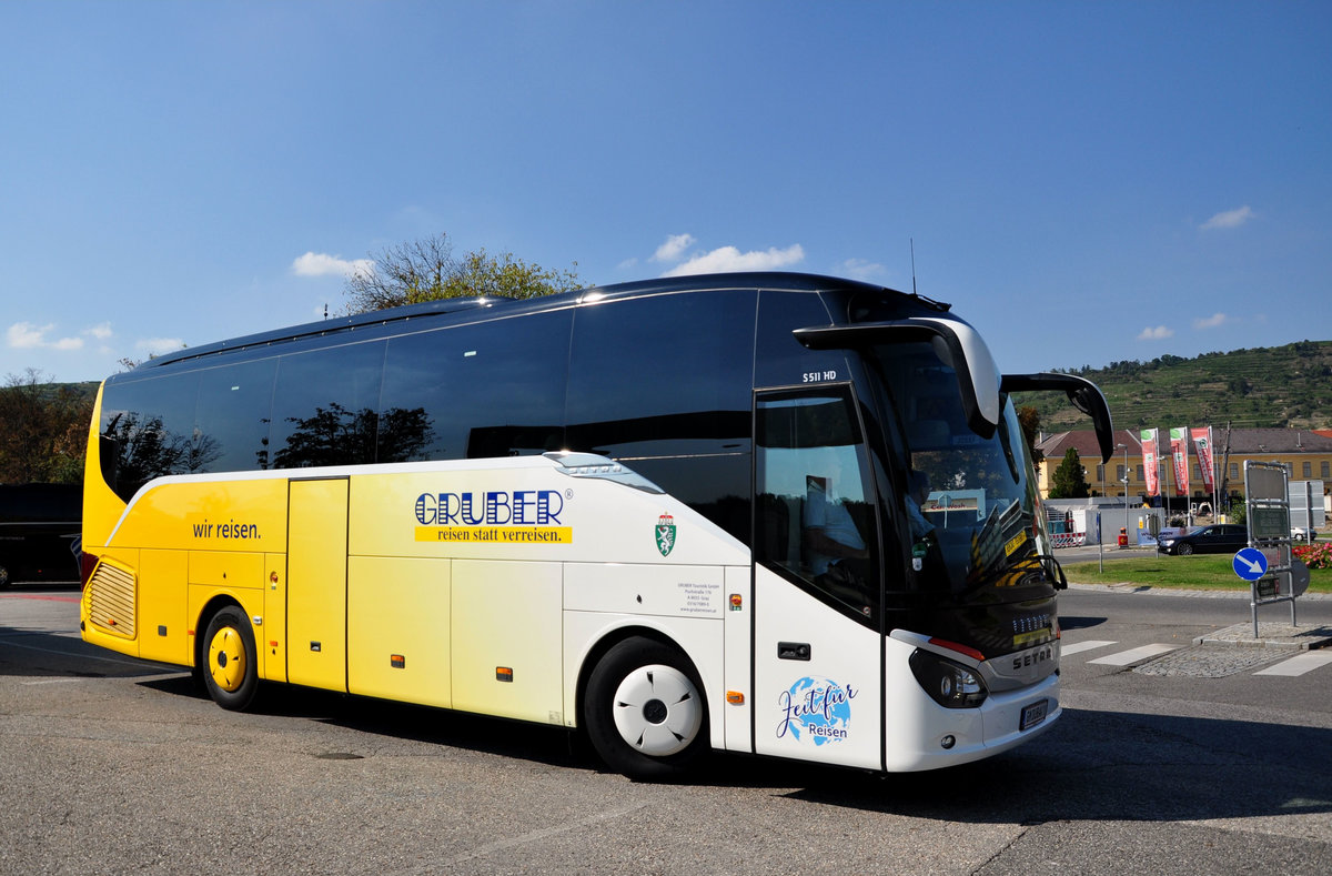 Setra 511 HD von der GRUBER Touristik aus Graz/sterreich in Krems.