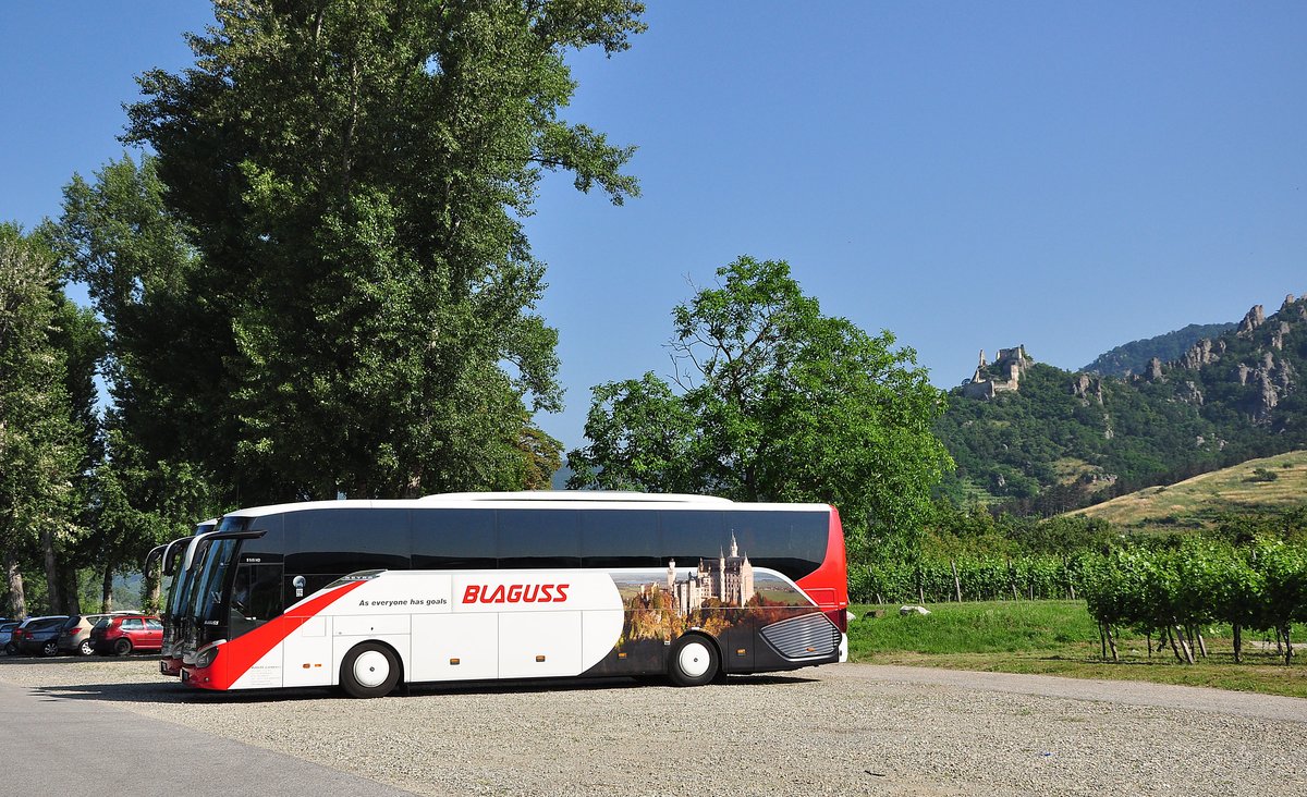 Setra 515 HD von Blaguss aus der Slowakei in D�rnstein bei Krems gesehen.