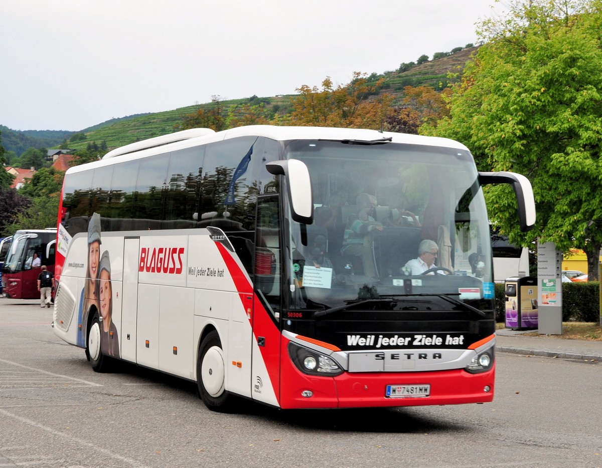 Setra 515 HD von Blaguss Reisen aus sterreich in Krems unterwegs.