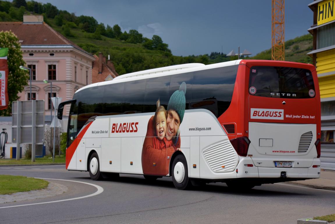 Setra 515 HD von Blaguss Reisen aus �sterreich in Krems.