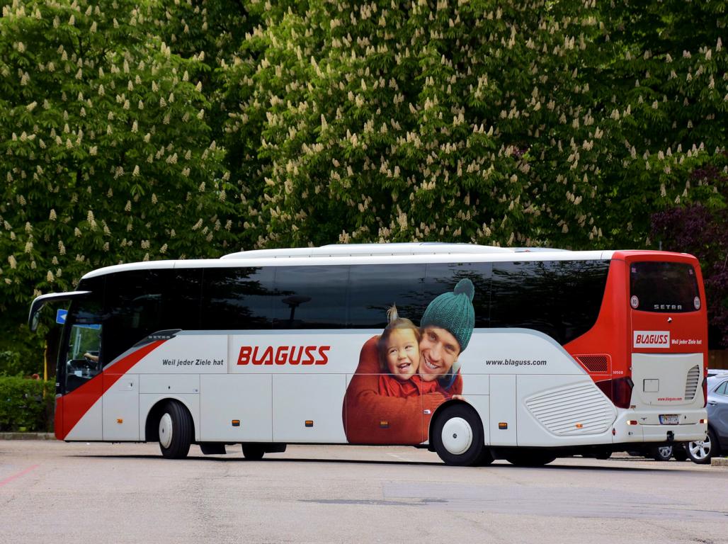 Setra 515 HD von Blaguss Reisen aus �sterreich in Krems.