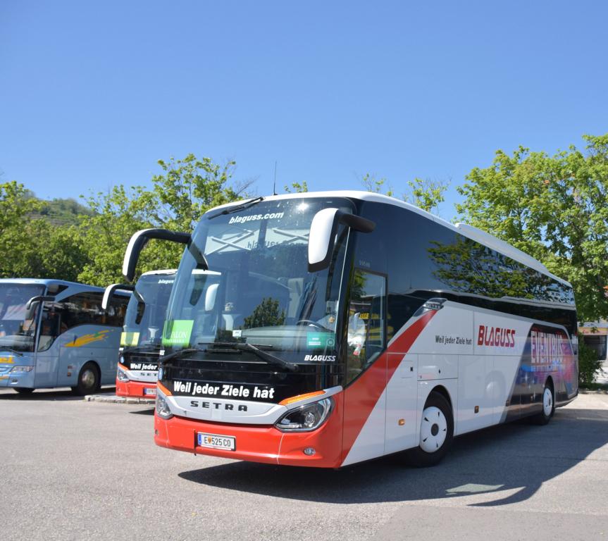 Setra 515 HD von Blaguss Reisen aus �sterreich in Krems.