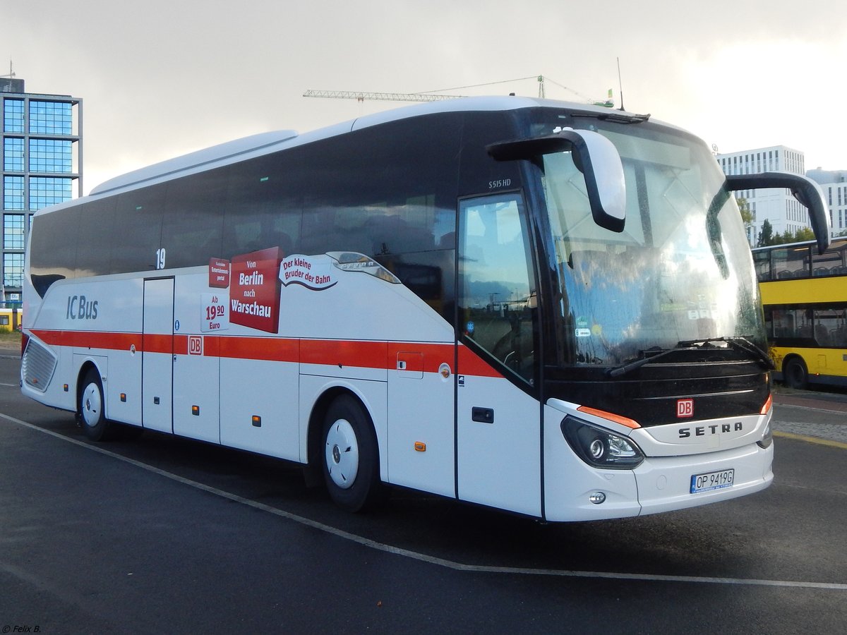 Setra 515 HD von DB IC/Sindbad aus Polen in Berlin.