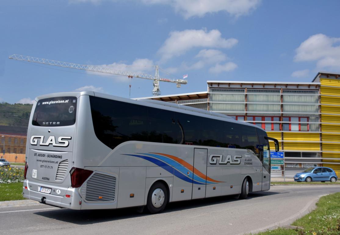 Setra 515 HD von GLAS Reisen aus Ober�sterreich in Krems.