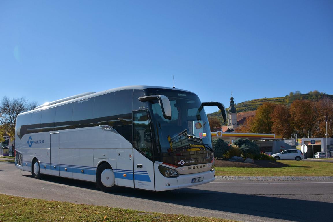 Setra 515 HD von Gumdrop Reisen aus der CZ 2017 in Krems.