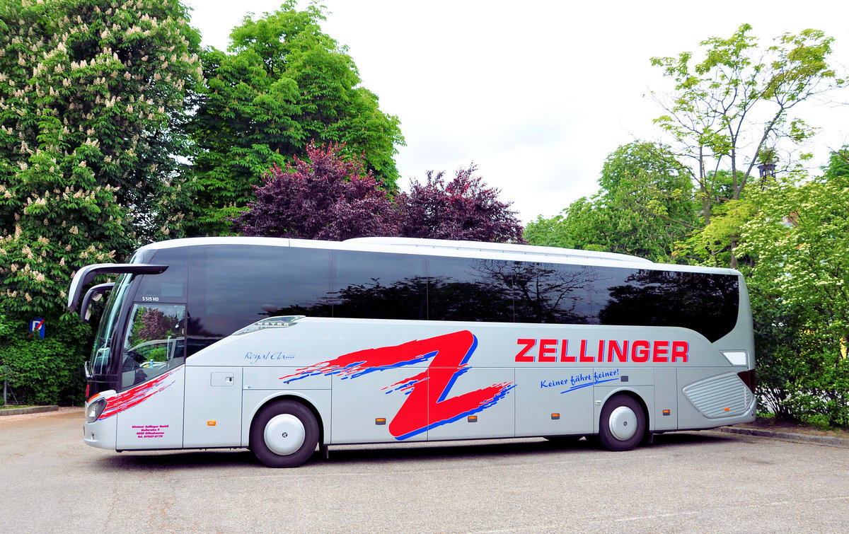 Setra 515 HD von Zellinger Reisen aus �sterreich in Krems gesehen.
