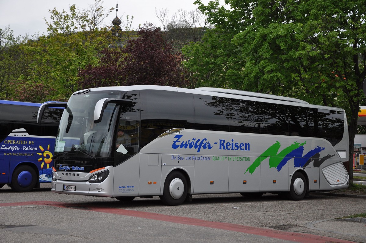 Setra 515 HD von Zw�lfer Reisen aus �sterreich am 4.5.2015 in Krems.