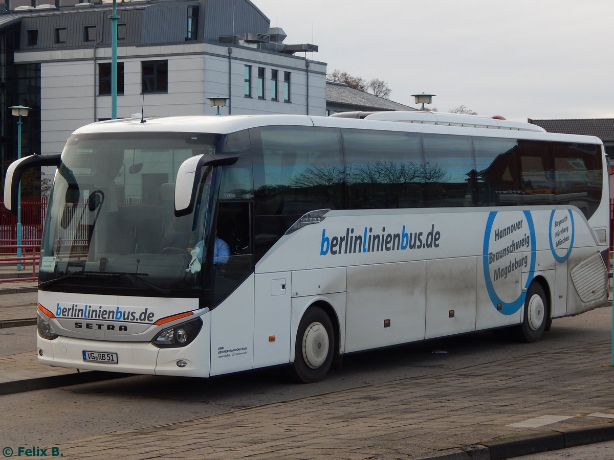 Setra 516 HD von BerlinLinienBus/URB in Neubrandenburg. 