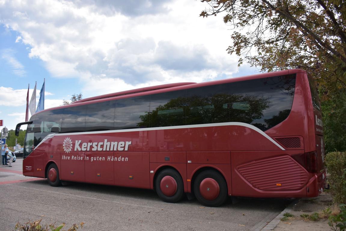 Setra 516 HD von KERSCHNER Reisen aus �sterreich 2017 in Krems.